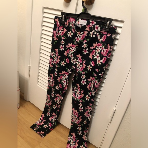 The Children's Place Black and Pink Floral Jeans - Picture 1 of 3
